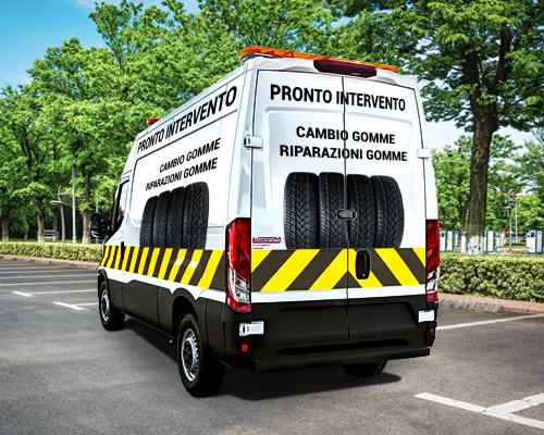 furgone officina mobile per gommisti graficizzato con decalcomanie